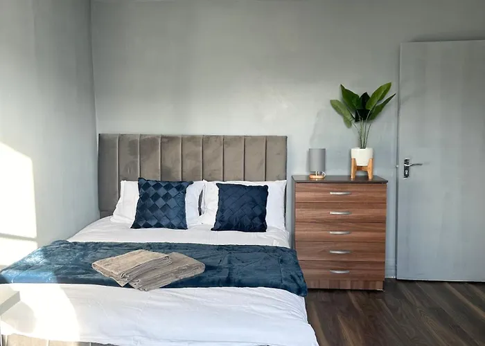 Spacious 4- Bedroom Flat! Kings Cross, St Pancras