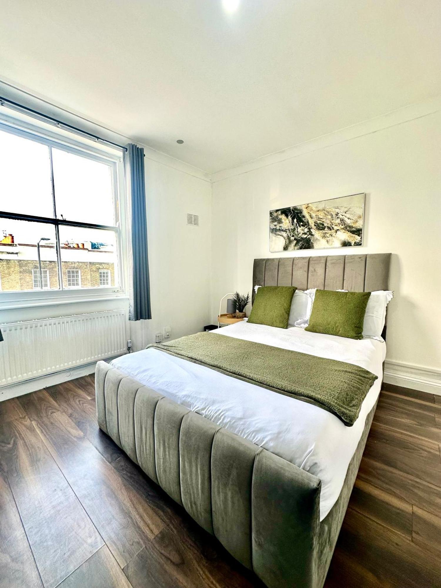 Spacious 4- Bedroom Flat! Kings Cross, St Pancras Appartamento Londra
