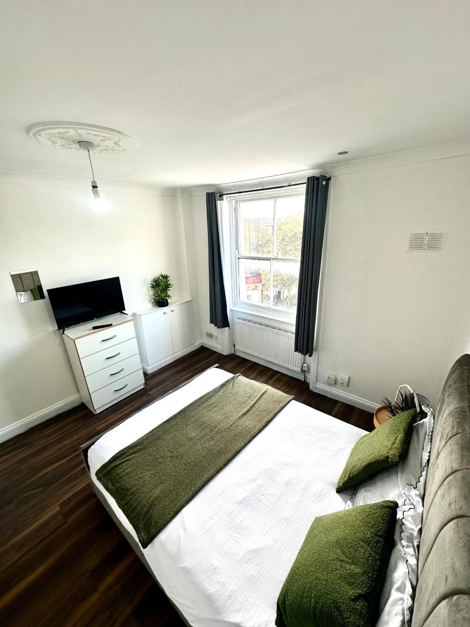 Spacious 4- Bedroom Flat! Kings Cross, St Pancras