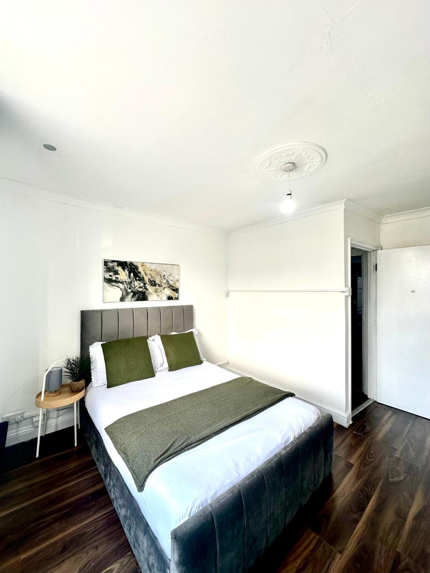 Spacious 4- Bedroom Flat! Kings Cross, St Pancras Apartament Londra
