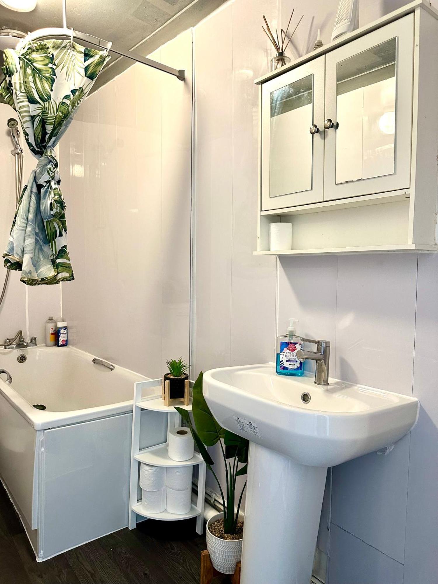 Spacious 4- Bedroom Flat! Kings Cross, St Pancras Appartamento