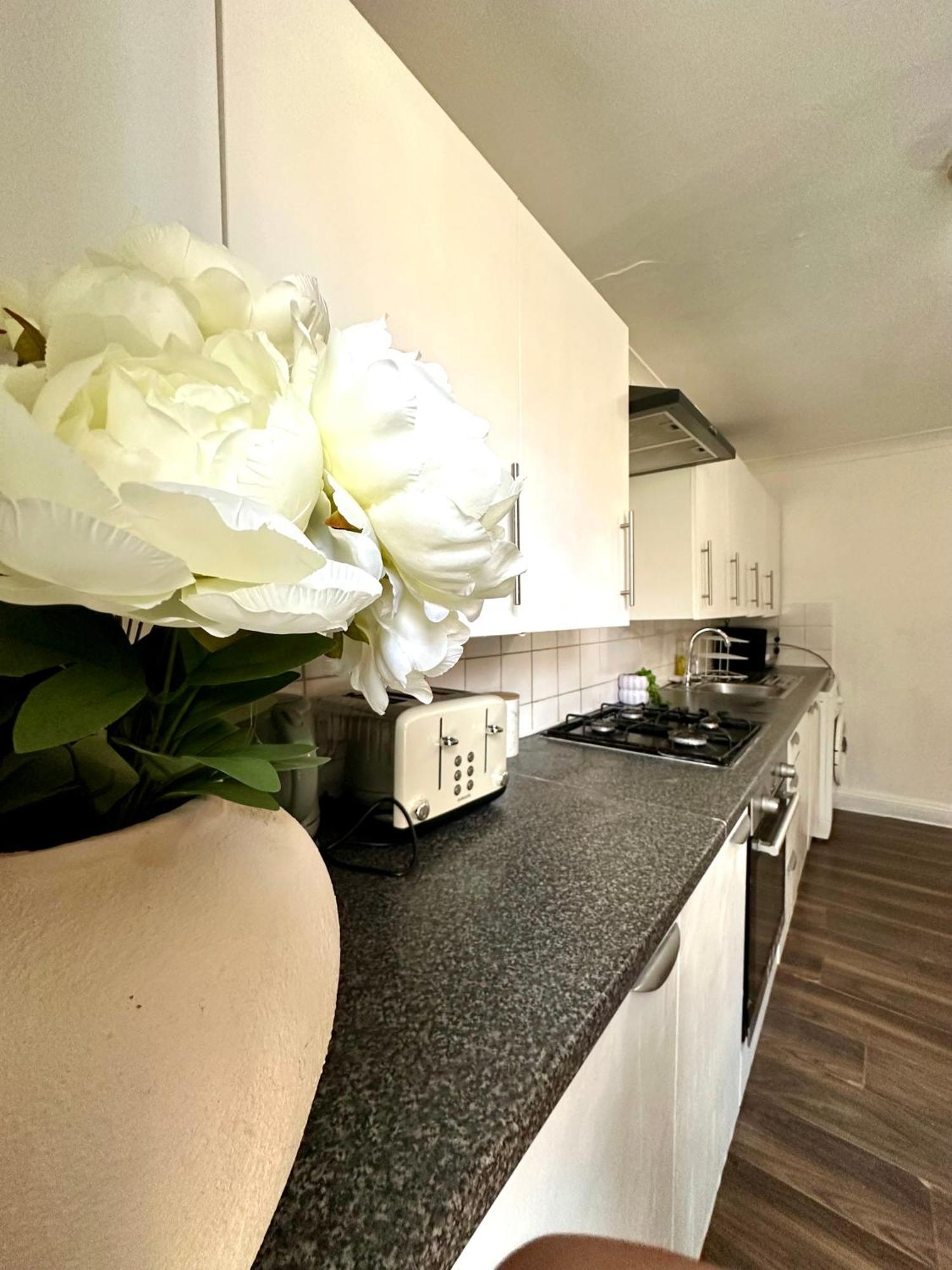 Spacious 4- Bedroom Flat! Kings Cross, St Pancras