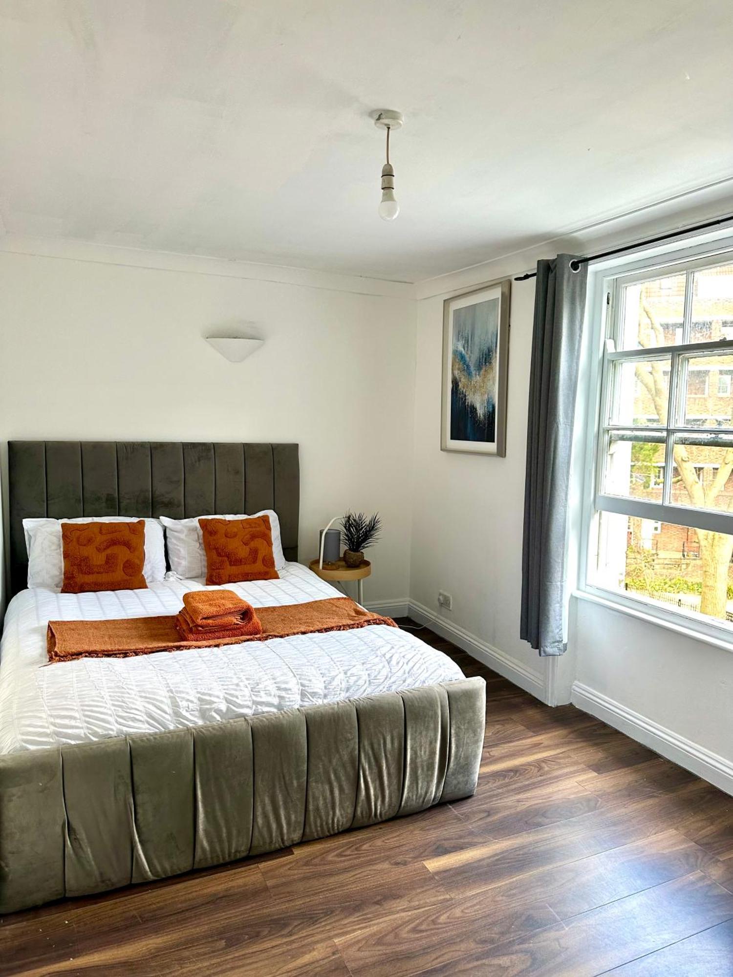 Apartament Spacious 4- Bedroom Flat! Kings Cross, St Pancras Londra