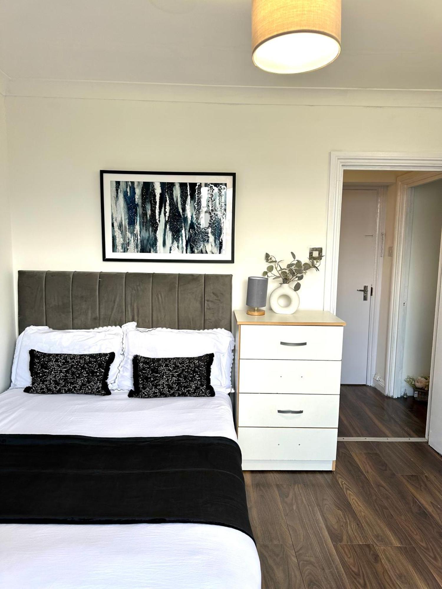 Spacious 4- Bedroom Flat! Kings Cross, St Pancras Appartamento *