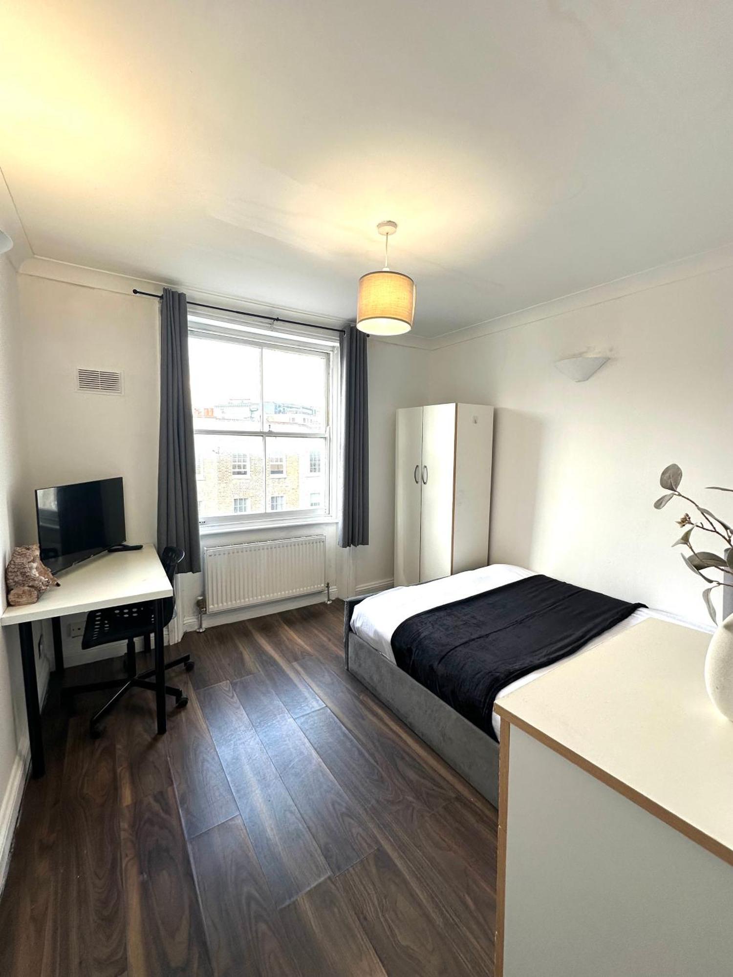 Spacious 4- Bedroom Flat! Kings Cross, St Pancras Appartamento *
